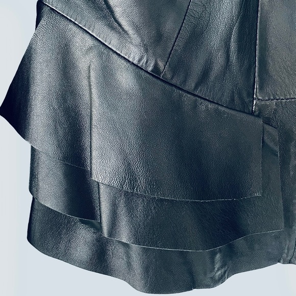 Designer Black Ruffle Fit Jacket, size XS - Picture 4 of 10